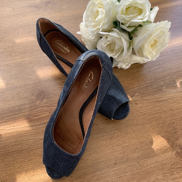Clarks Artisan Denim Peep toe pumps - Picture 2 of 4